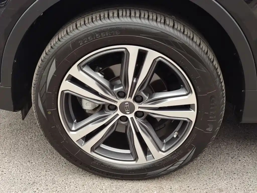 GEELY AUTO BOYUE 2022