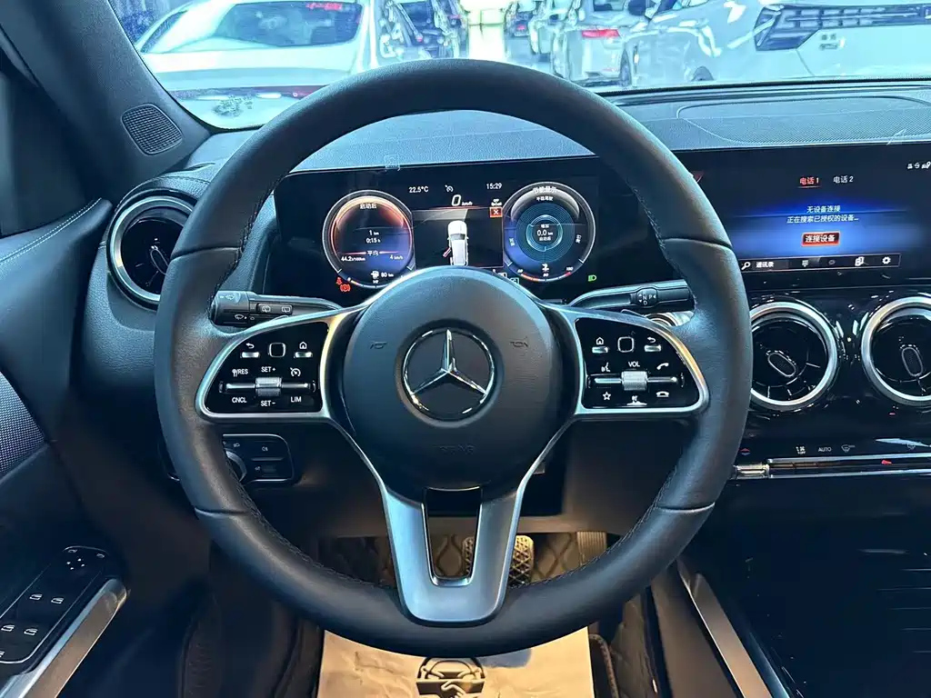 MERCEDES BENZ GLB 2022