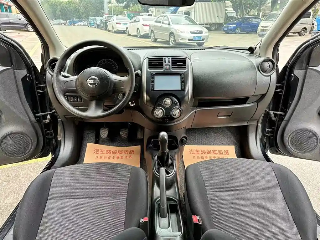 NISSAN SUNNY 2012