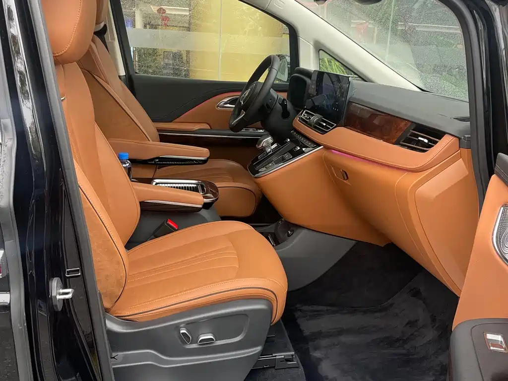 HONGQI HQ9 2023