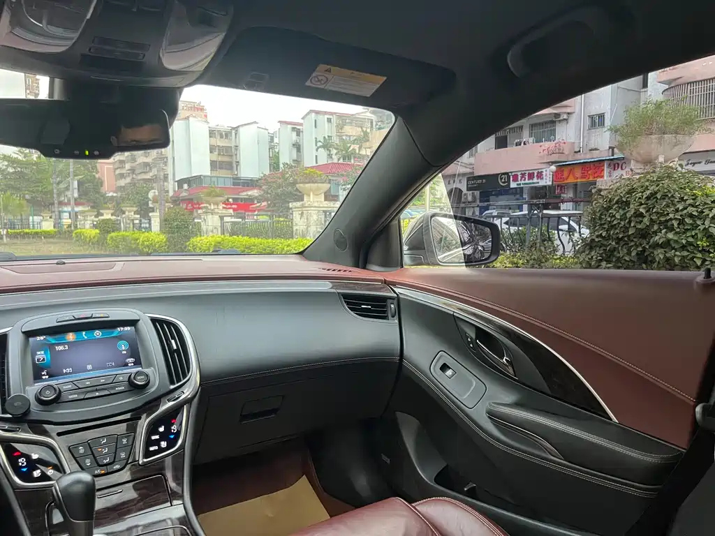 BUICK LACROSSE 2015