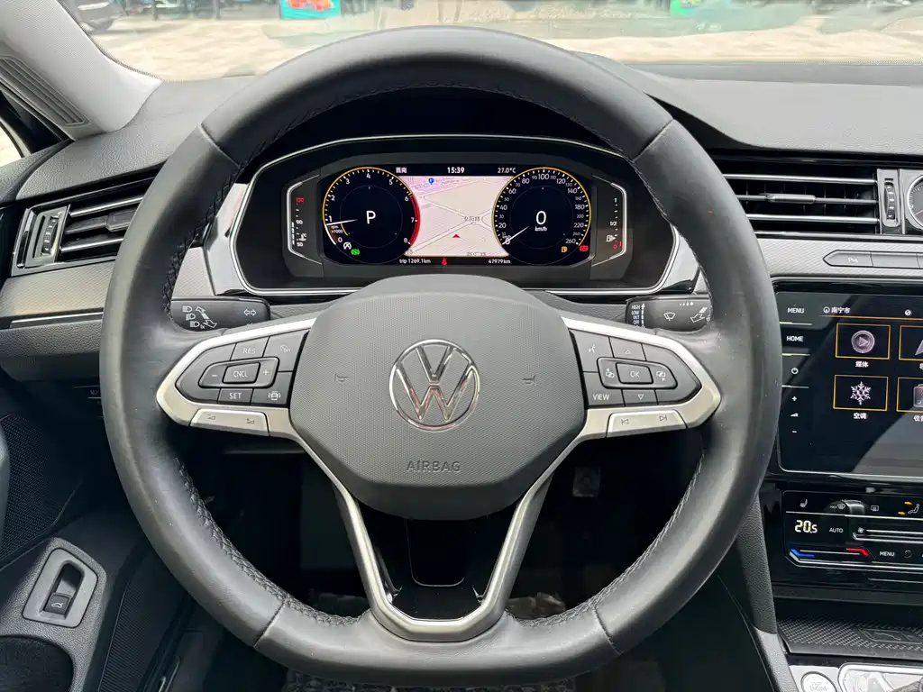 VOLKSWAGEN MAGOTAN 2022