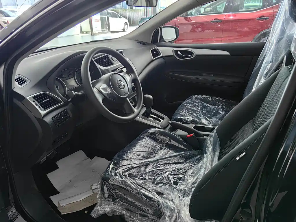NISSAN SYLPHY 2024