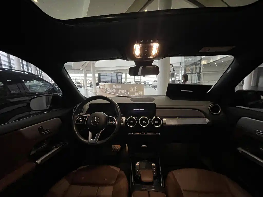 MERCEDES BENZ GLB 2022