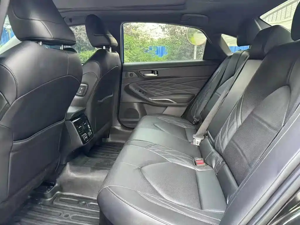 TOYOTA AVALON 2019