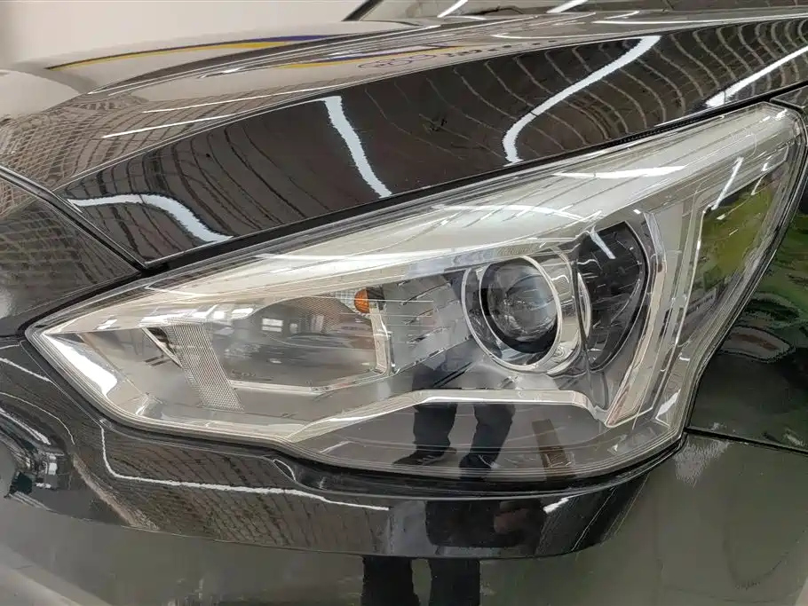 HAVAL M6 2017