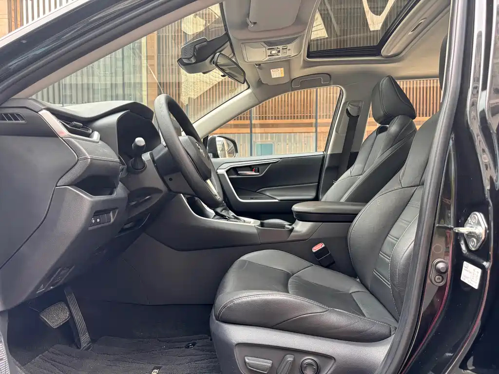 TOYOTA WILDLANDER 2021
