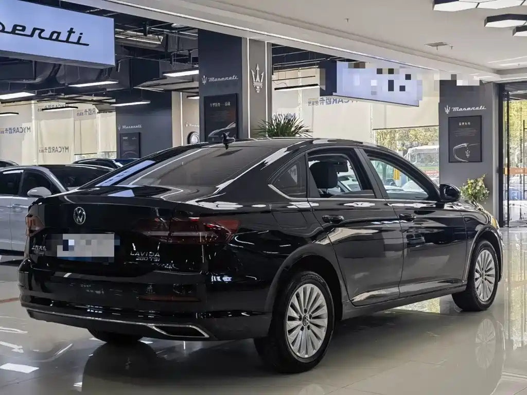 VOLKSWAGEN LAVIDA 2021
