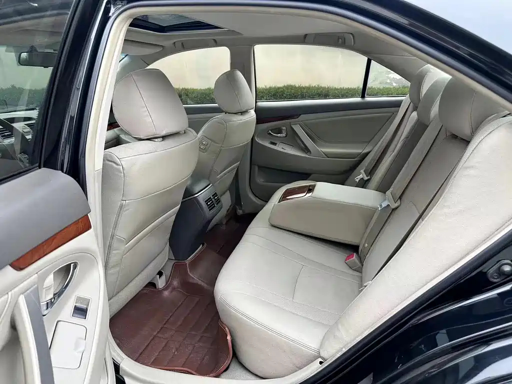 TOYOTA CAMRY 2014