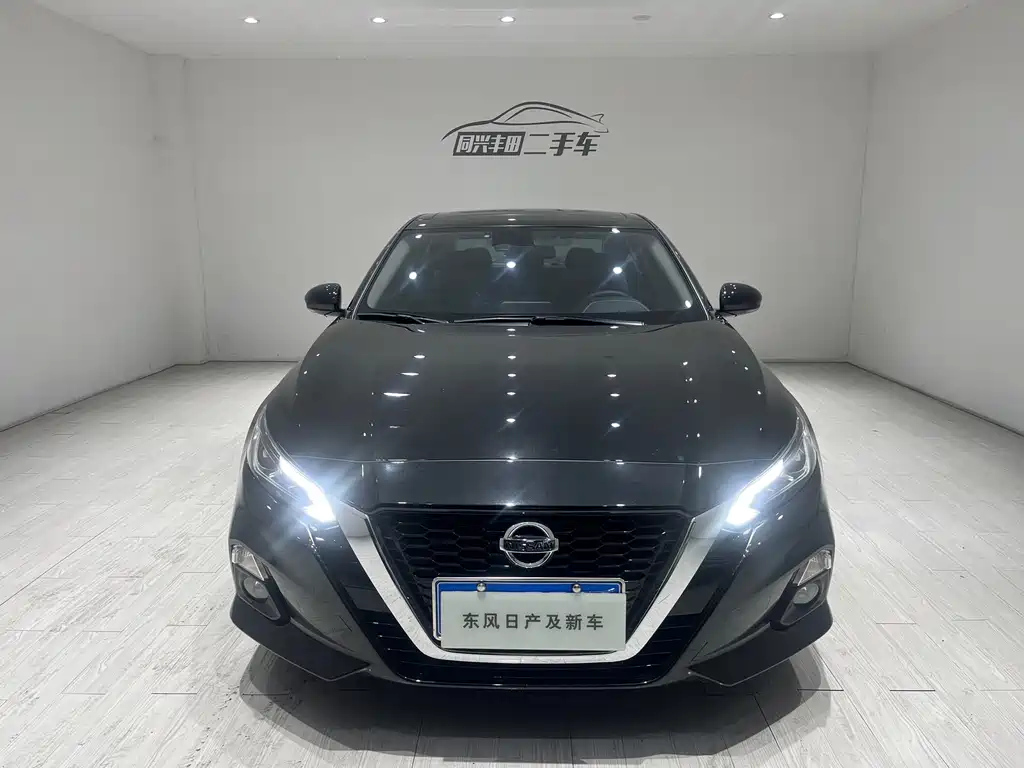 NISSAN TEANA 2021