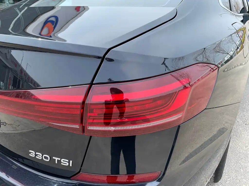 VOLKSWAGEN PASSAT 2022