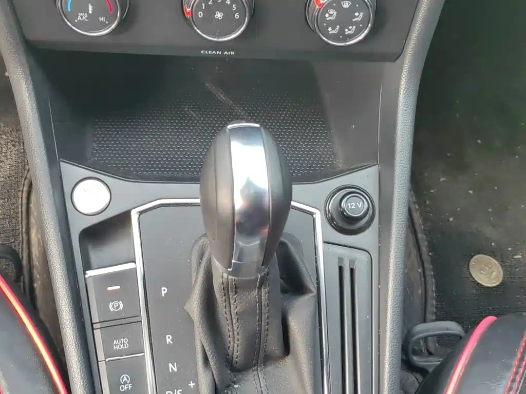 VOLKSWAGEN LAVIDA 2023