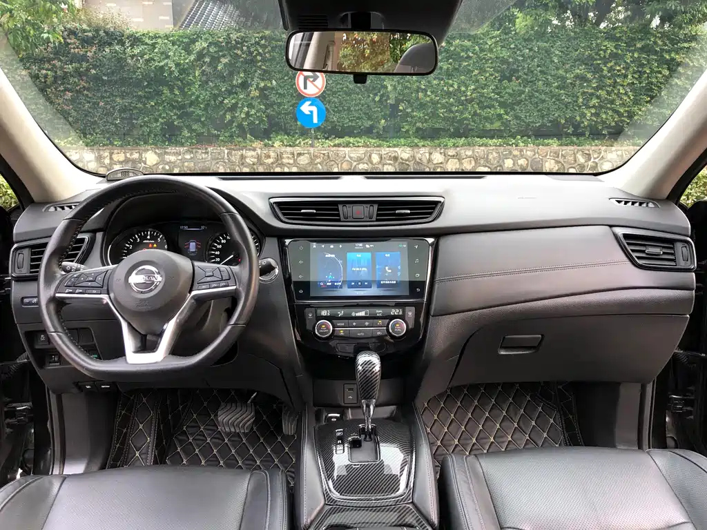 NISSAN X-TRAIL 2021