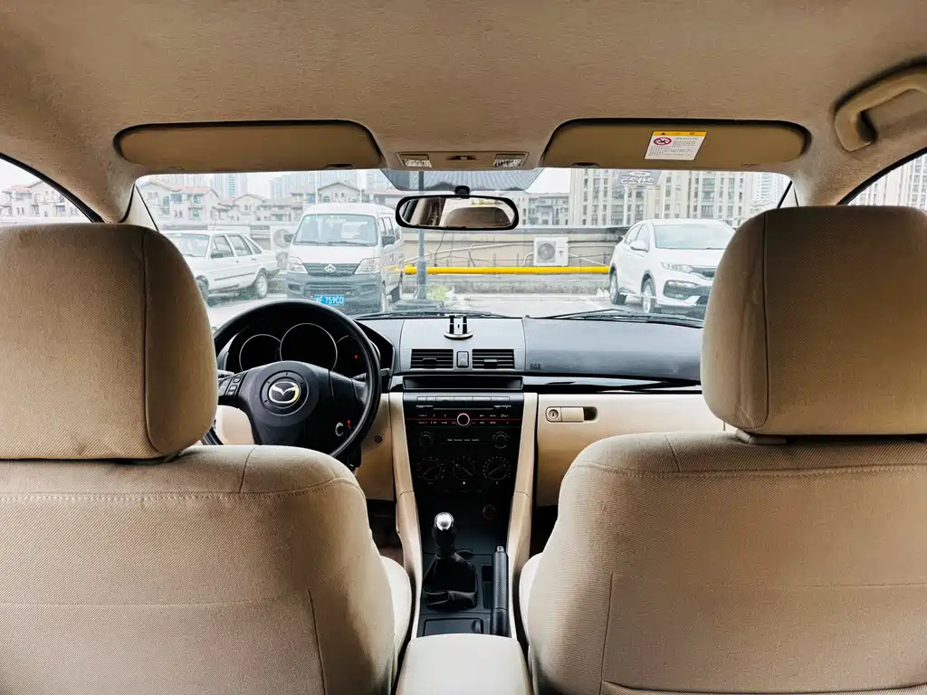 MAZDA 3 2009