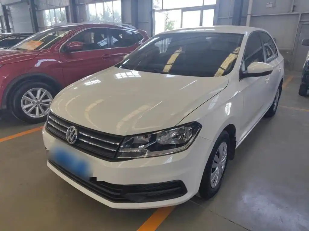 VOLKSWAGEN SANTANA 2018