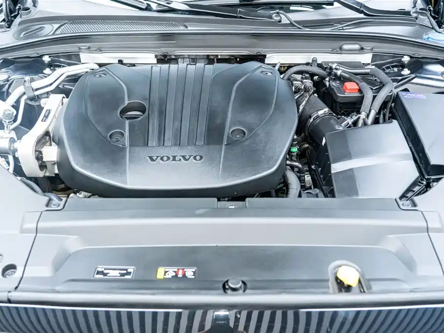 VOLVO S90 2024