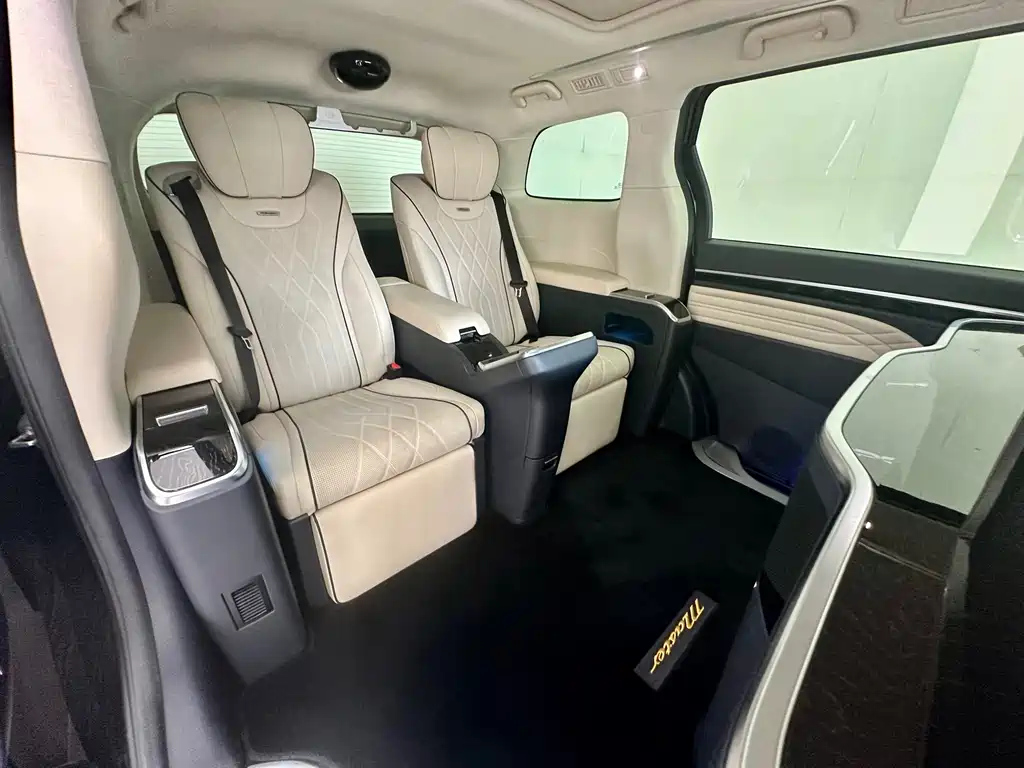 TRUMPCHI M8 2022