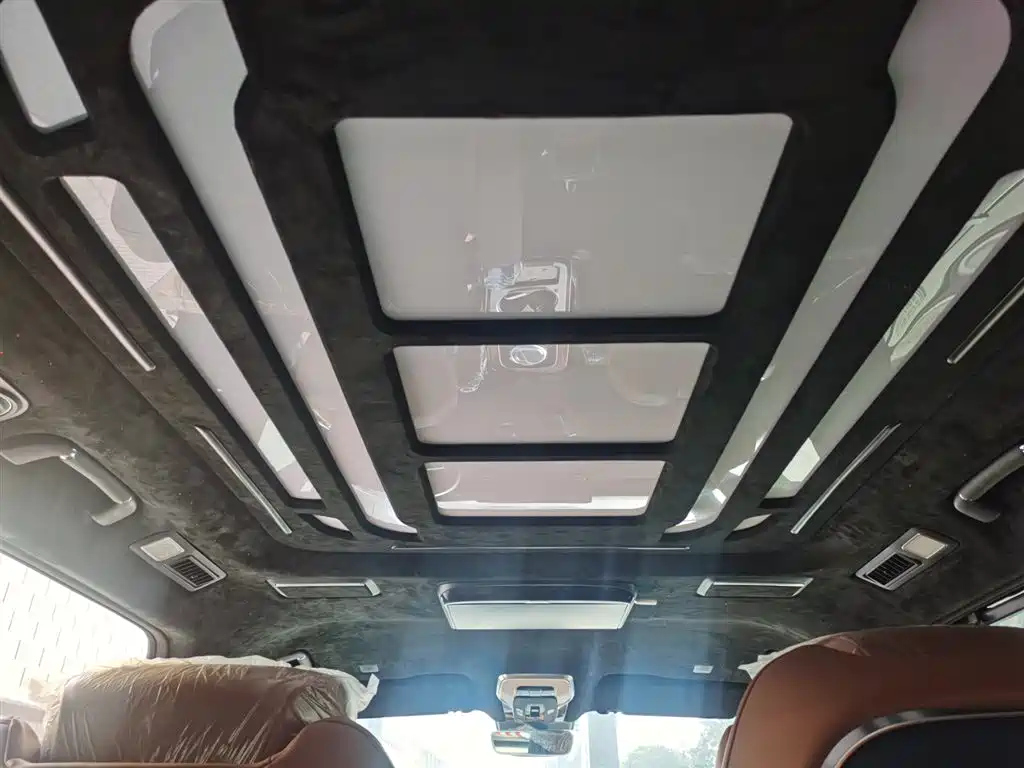 HONGQI HQ9 2024