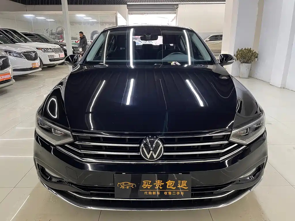 VOLKSWAGEN MAGOTAN 2021