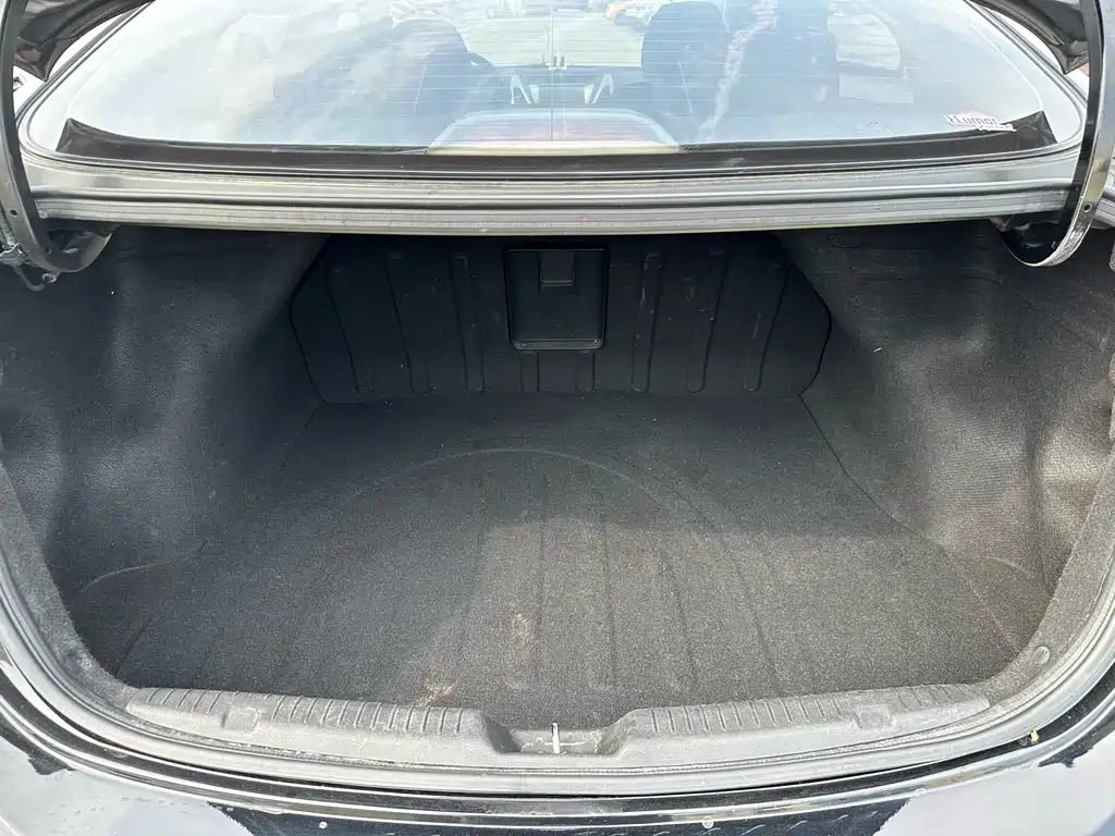 HYUNDAI ELANTRA 2016