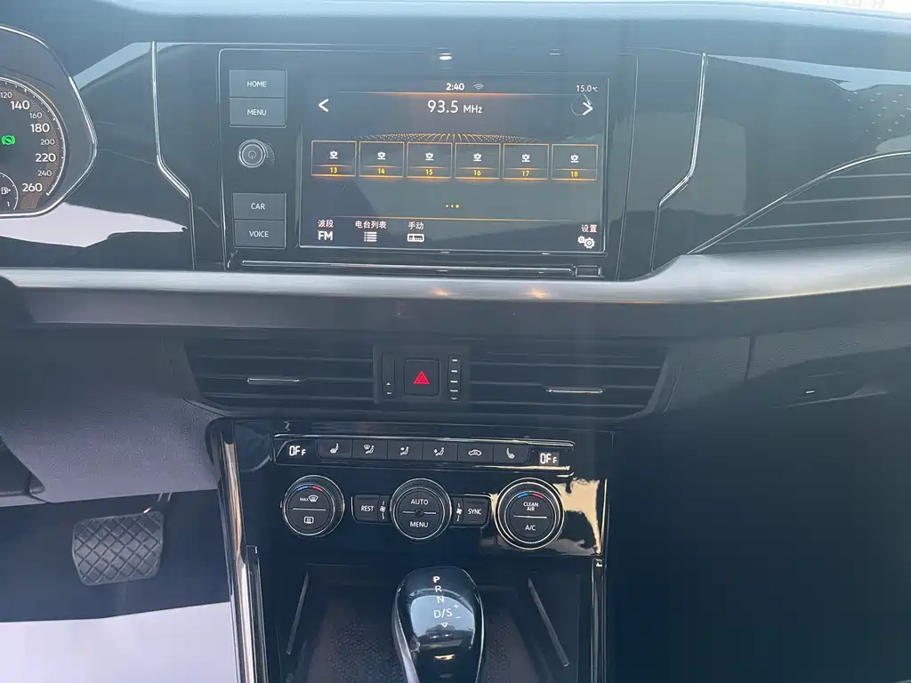 VOLKSWAGEN PASSAT 2020