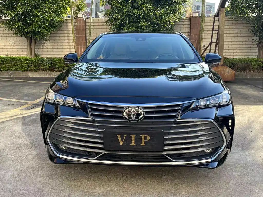 TOYOTA AVALON 2020
