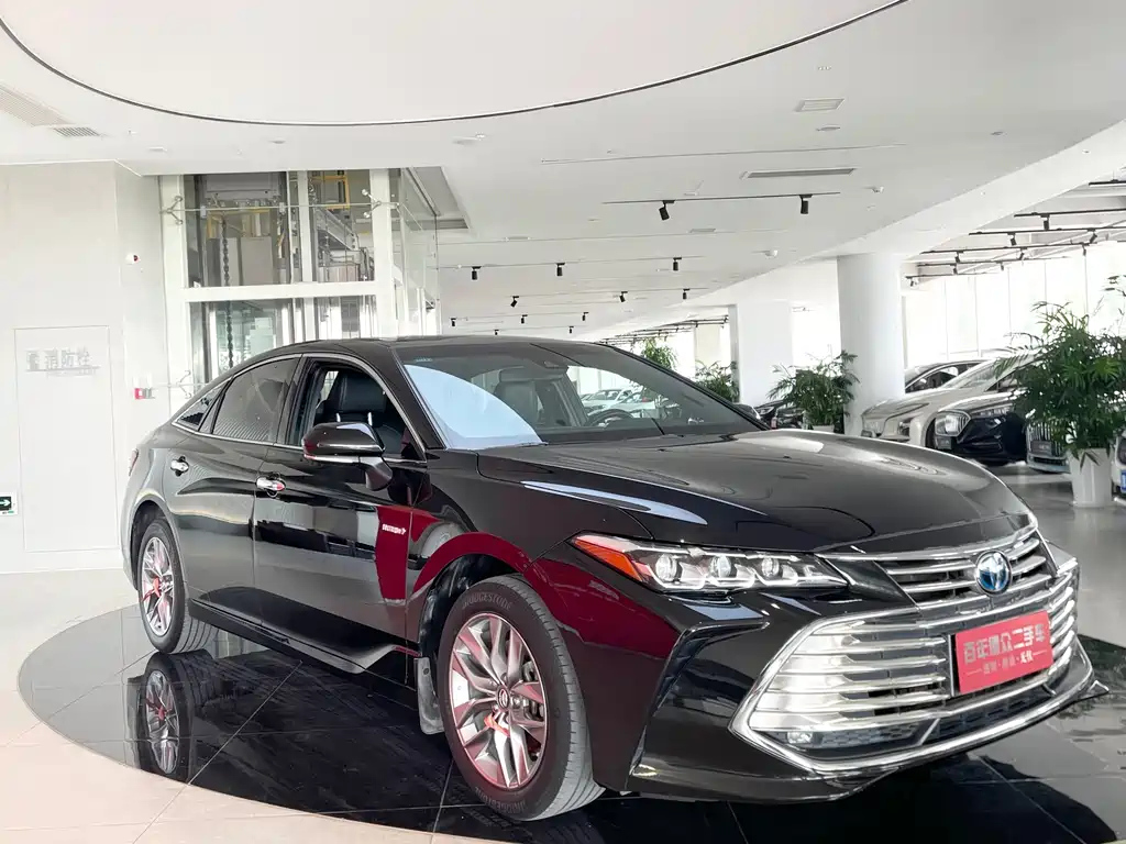 TOYOTA AVALON 2020