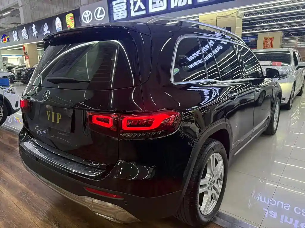 MERCEDES BENZ GLB 2020