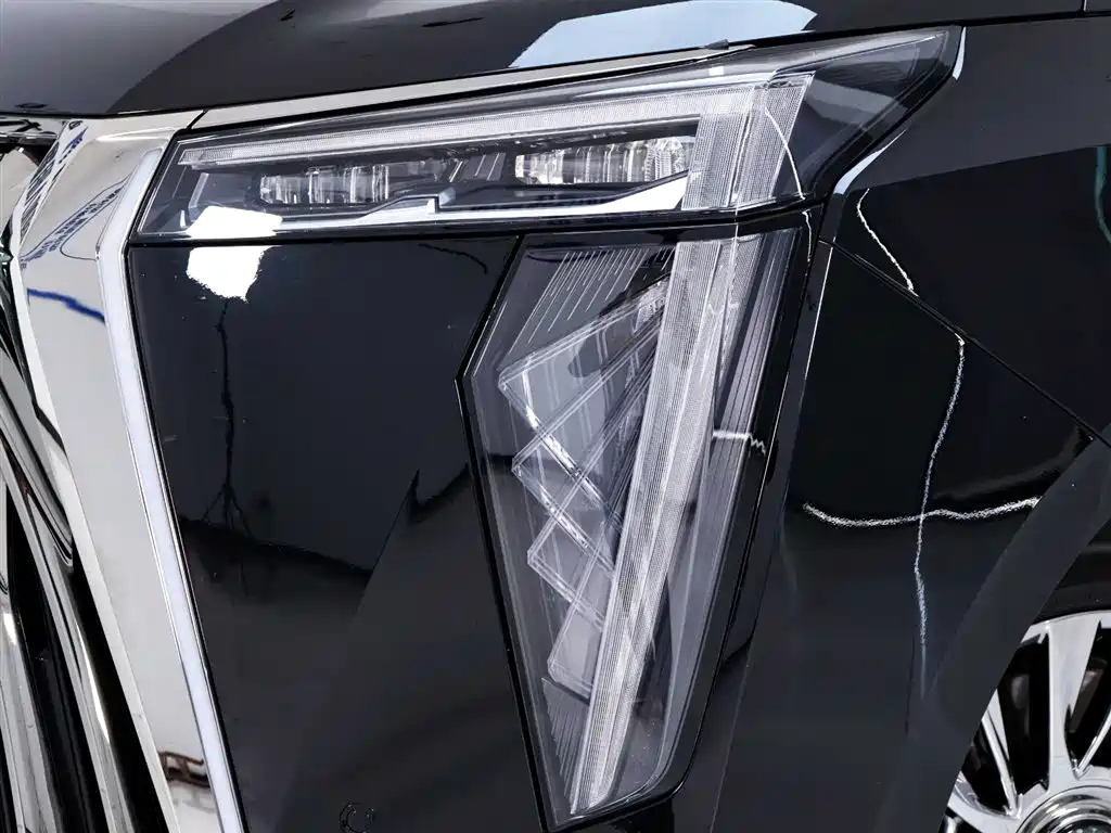 TRUMPCHI M8 2023