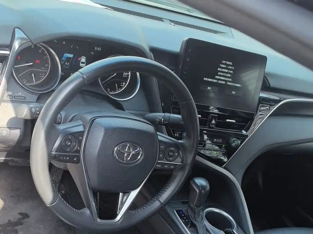 TOYOTA CAMRY 2021