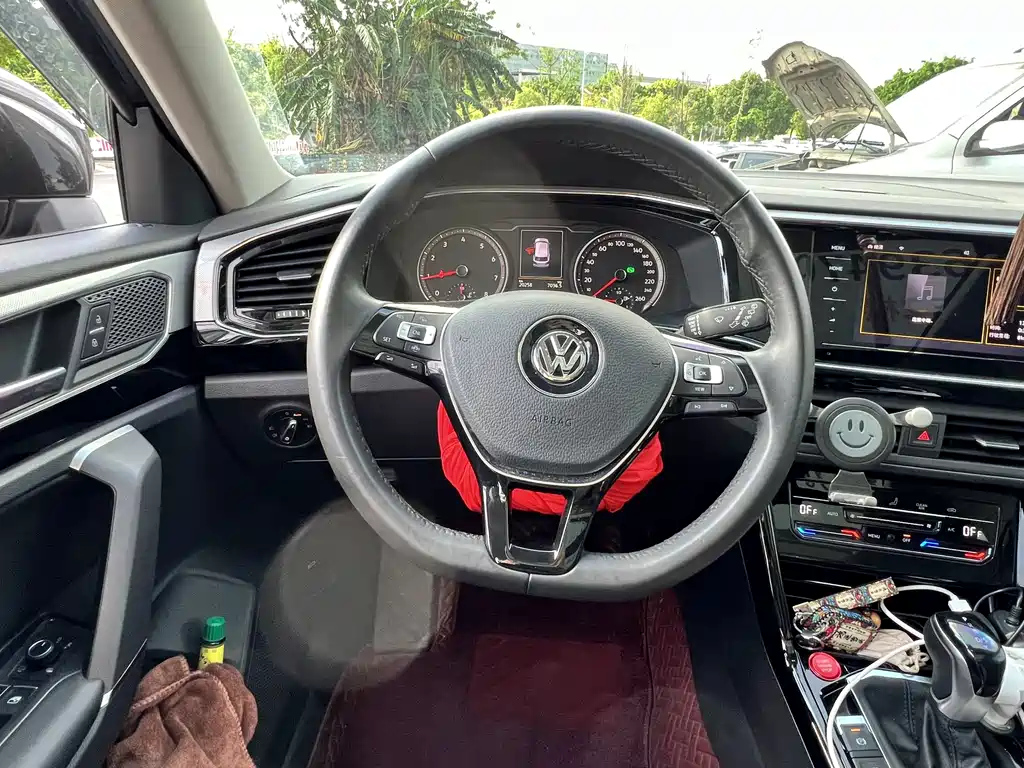 VOLKSWAGEN TAYRON 2020