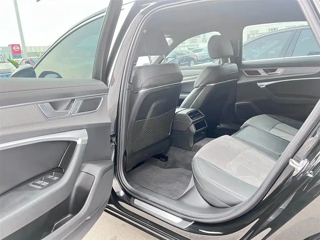 AUDI A6L 2023