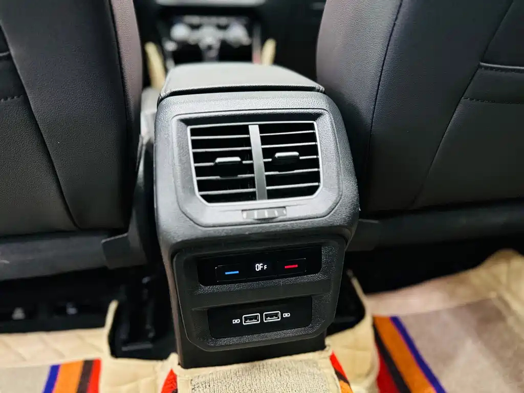 VOLKSWAGEN TAYRON 2020