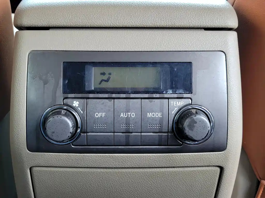 TOYOTA HIGHLANDER 2010