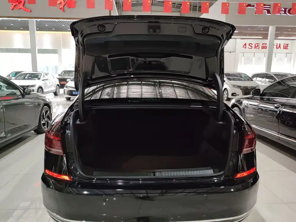 VOLKSWAGEN PASSAT 2021