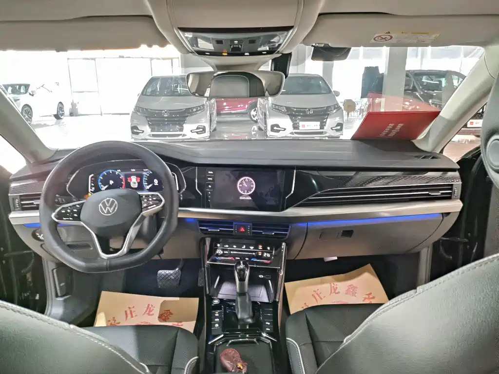 VOLKSWAGEN PASSAT 2021