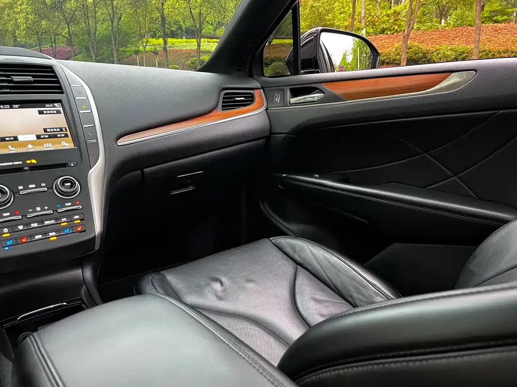 LINCOLN MKC 2019