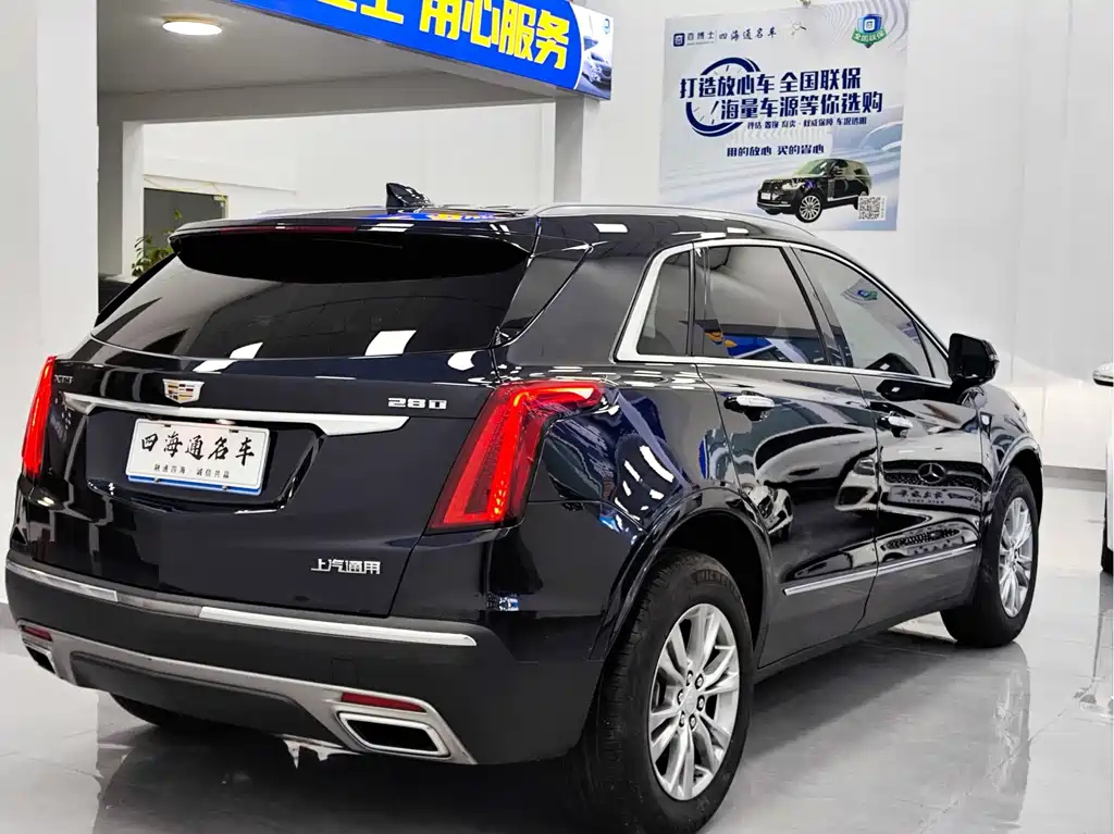 CADILLAC XT5 2021