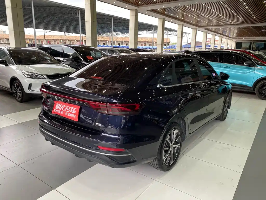 GEELY AUTO EMGRAND 2022