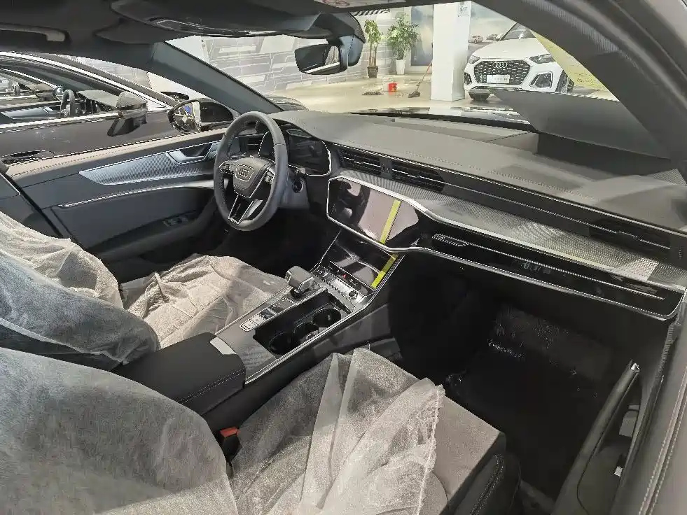 AUDI A6L 2022