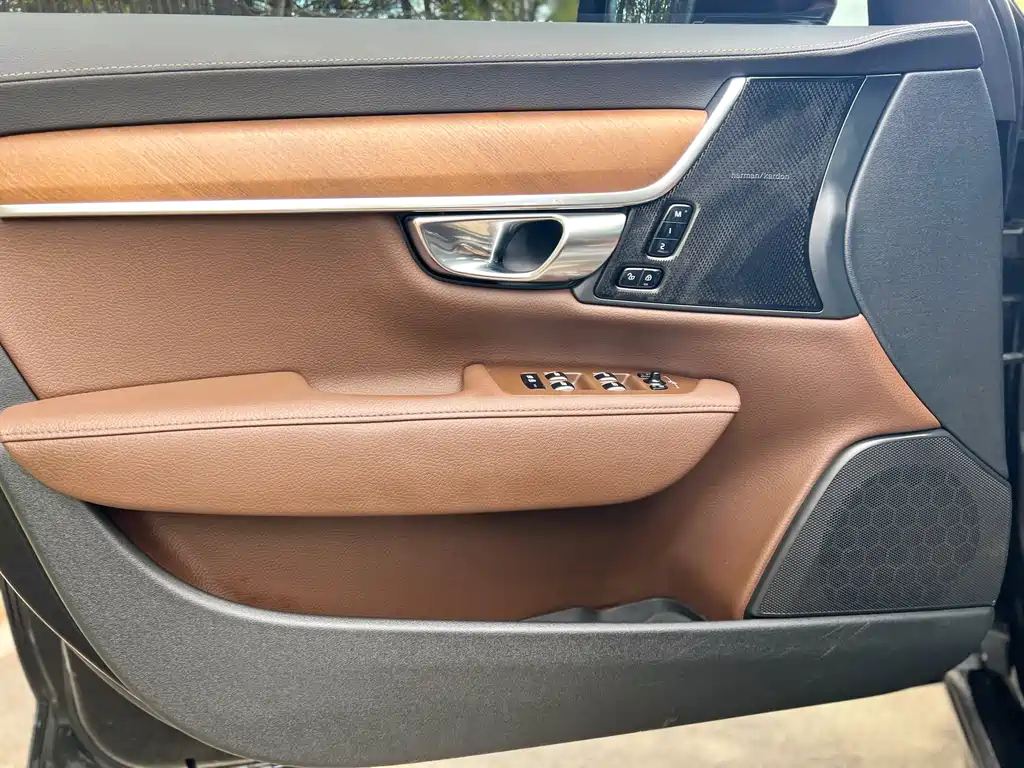 VOLVO S90 2020