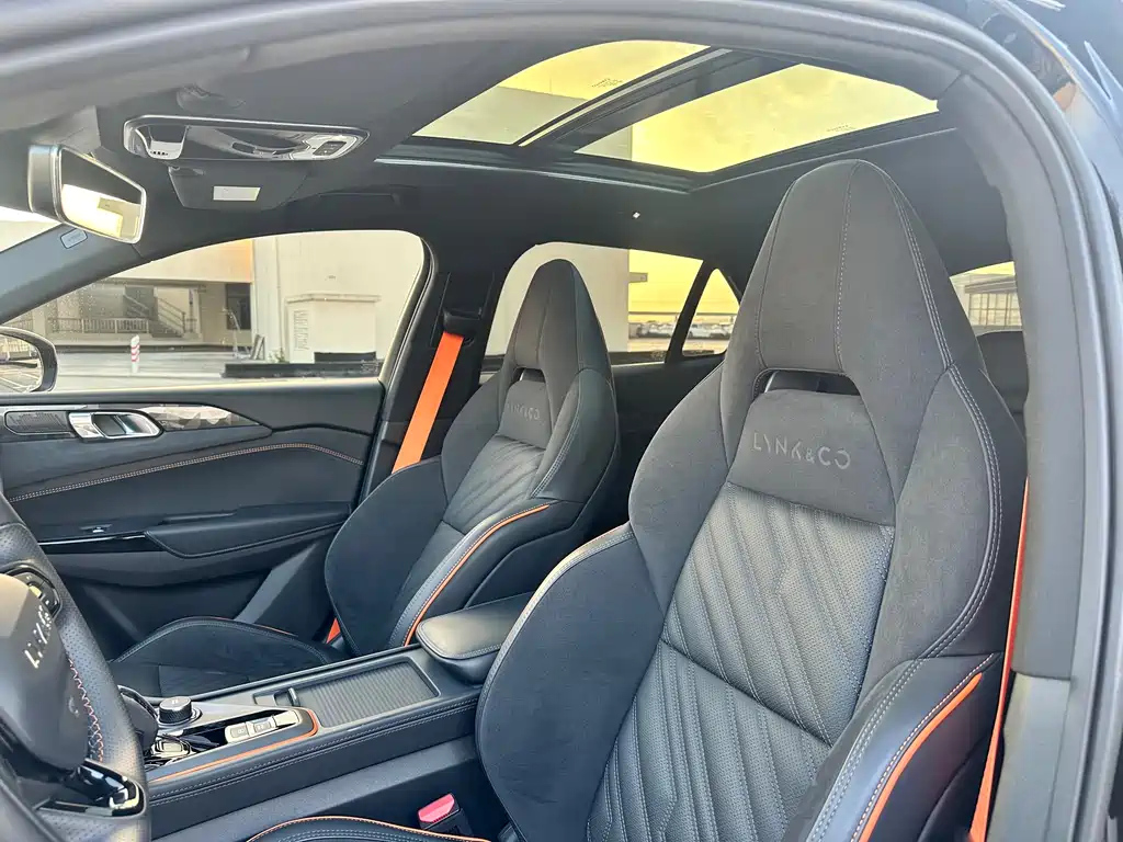LYNK&CO 02 HATCHBACK 2022