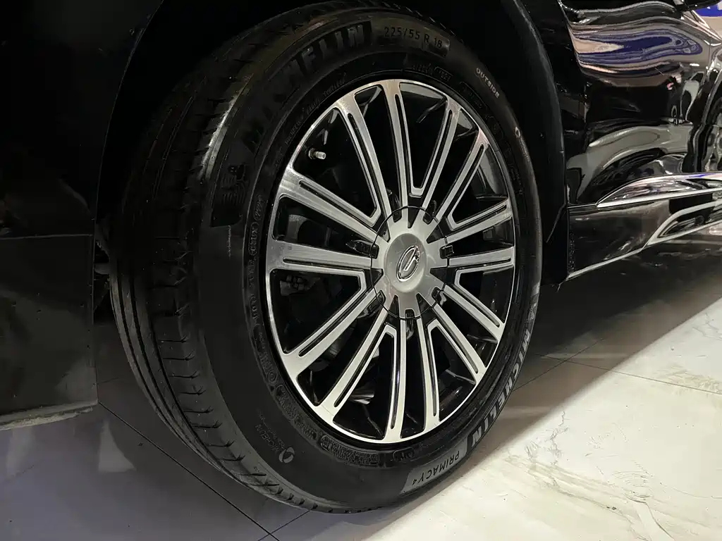TRUMPCHI M8 2021