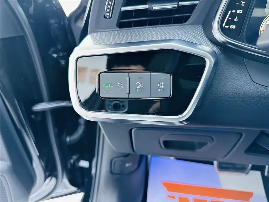AUDI A6L 2021