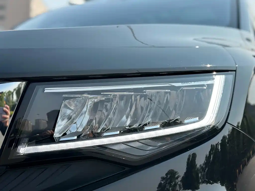 GEELY AUTO HAOYUE 2022
