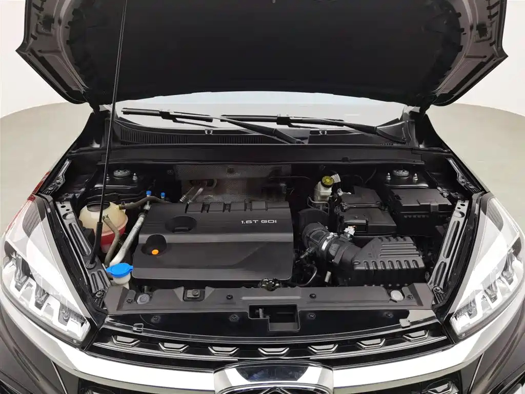 CHERY TIGGO 8 2021