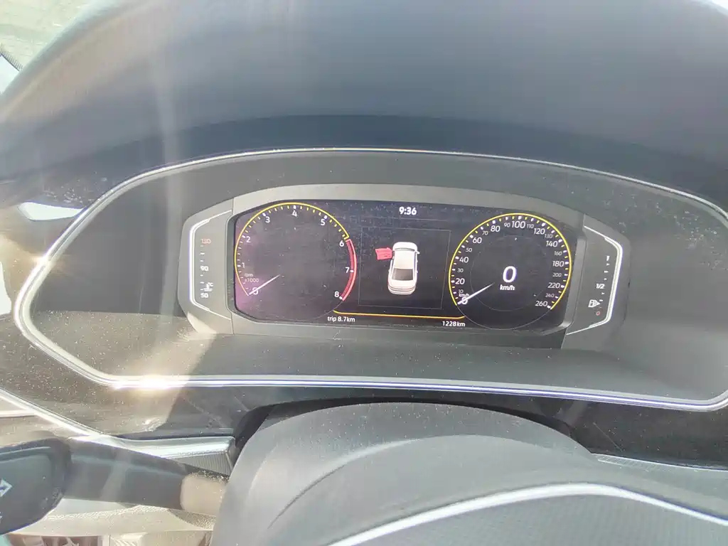 VOLKSWAGEN PASSAT 2023