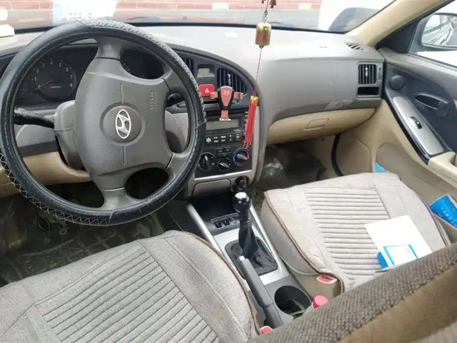 HYUNDAI ELANTRA 2011