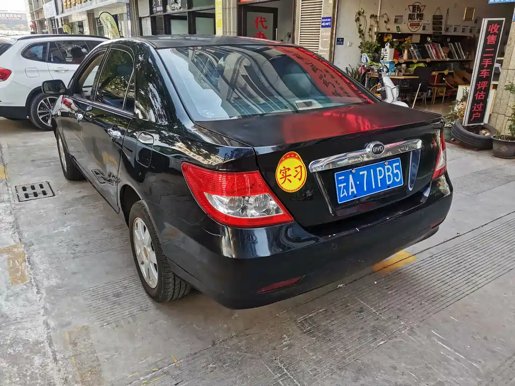 BYD F3 2010