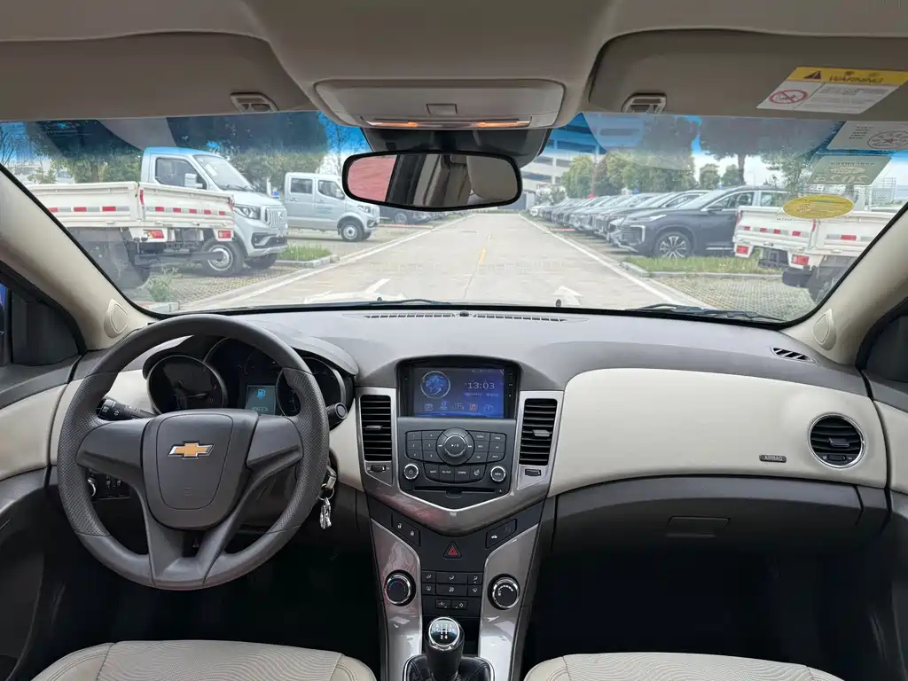 CHEVROLET CRUZE 2016